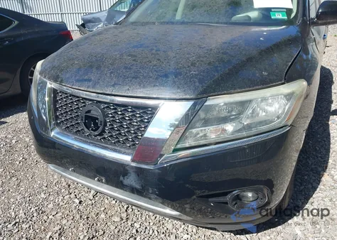 2014 Nissan Pathfinder Sl z USA, uszkodzony, nr VIN 5N1AR2MM7EC720819